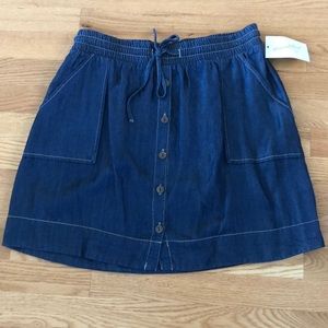 Universal Thread denim skirt, size small, NWT